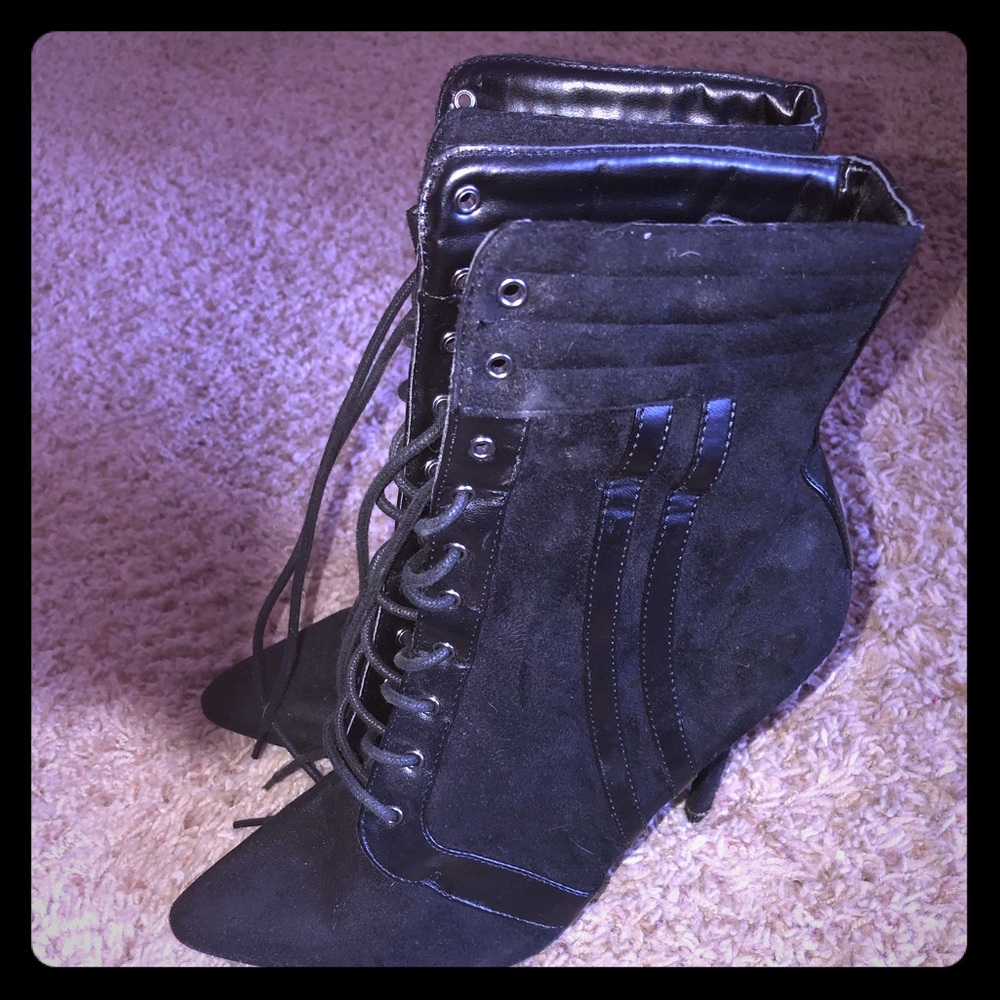 Wild Diva- black heel